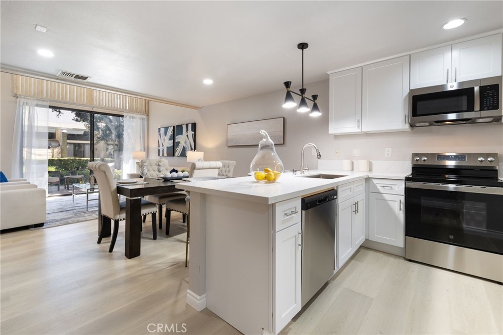 4b7e5219 F510 4cd2 B16a 1a918cf200b6