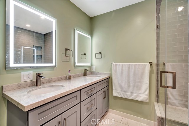 8710 Delgany Avenue, Playa del Rey CA: https://media.crmls.org/medias/4b7ea719-2886-4cea-b2cd-f98c346e8199.jpg