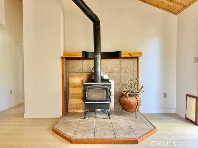 Detail Gallery Image 13 of 30 For 14721 Voltaire Dr, –,  CA 93225 - 2 Beds | 2 Baths