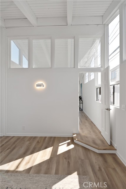 317 8th Street, Manhattan Beach, California 90266, 3 Bedrooms Bedrooms, ,3 BathroomsBathrooms,Residential,Sold,8th,SB22148792