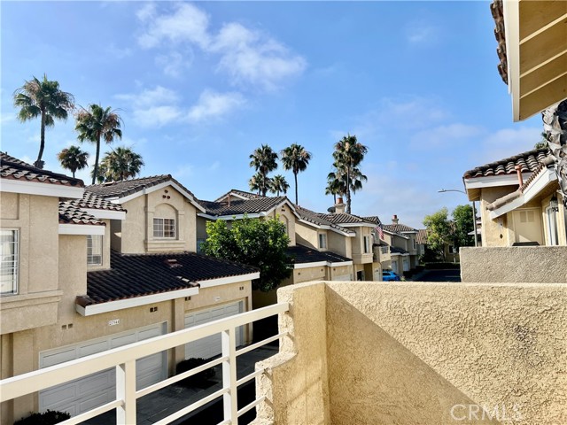 27935 Via Ambrosa, Laguna Niguel CA: https://media.crmls.org/medias/4b80e3aa-4b8d-4e49-8c16-9276efd8e521.jpg