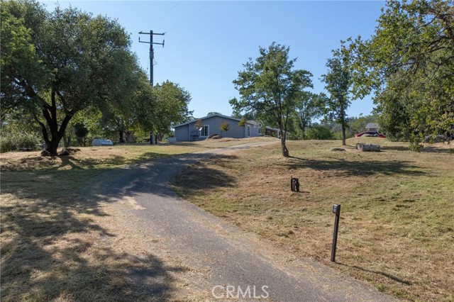 4372 Woodview Lane, Mariposa CA: https://media.crmls.org/medias/4b811c92-d8f9-447b-88fb-f915882f62f4.jpg