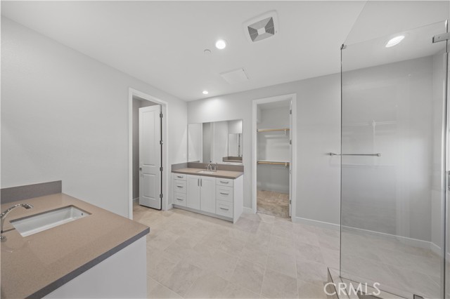 120 Pin Lane, Lake Forest CA: https://media.crmls.org/medias/4b815e12-f9ca-44ad-9a98-4200f00341aa.jpg