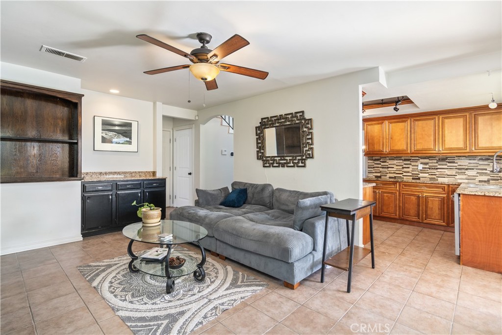 MLS #IV25270557 image #13