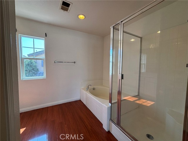 Detail Gallery Image 12 of 26 For 1890 Flint, Riverside,  CA 92501 - 3 Beds | 2/1 Baths