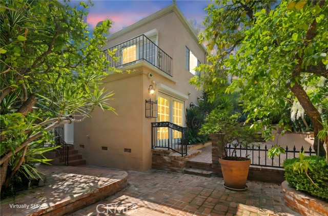 Detail Gallery Image 40 of 45 For 3250 Velma Dr, Los Angeles,  CA 90068 - 3 Beds | 2 Baths