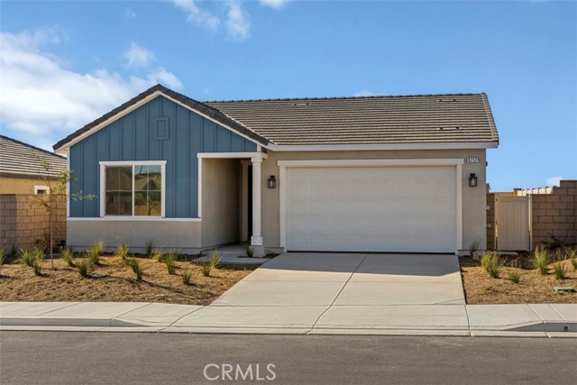 Detail Gallery Image 1 of 15 For 9717 Coneflower Way, Riverside,  CA 92508 - 3 Beds | 2 Baths