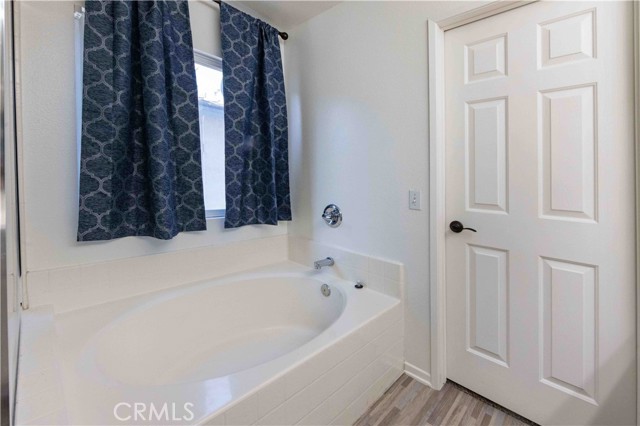 Detail Gallery Image 16 of 22 For 31691 Sandhill Ln, Temecula,  CA 92591 - 4 Beds | 2/1 Baths