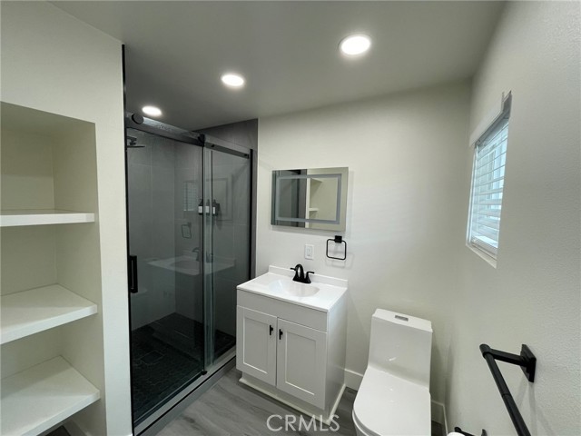 Detail Gallery Image 14 of 27 For 26346 Pawpaw Ct #1,  Corona,  CA 92883 - 1 Beds | 2 Baths
