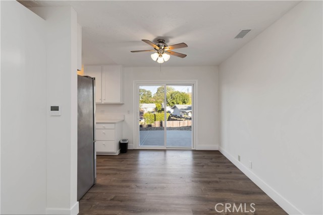 2453 Los Feliz, Thousand Oaks CA: https://media.crmls.org/medias/4b82e601-6ef0-4eef-9721-d7194f6cf4f2.jpg