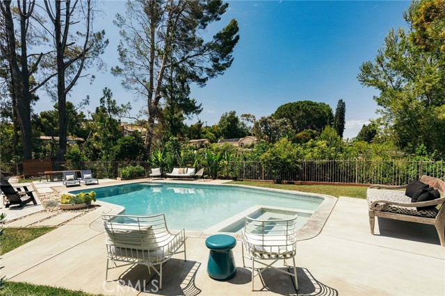 34 Shady Vista Road, Rolling Hills Estates CA: https://media.crmls.org/medias/4b82f04d-2d35-4733-b07b-bdc18f54bb76.jpg