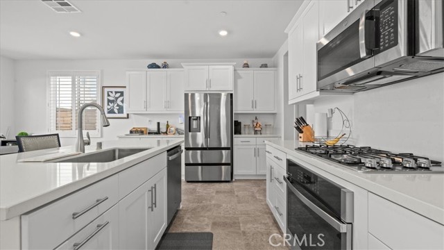 Detail Gallery Image 14 of 30 For 16154 Lozano #7,  Fontana,  CA 92336 - 3 Beds | 2/1 Baths