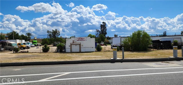 Image 1 of 11 For 21320 Box Springs Road