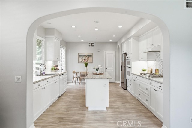 Detail Gallery Image 11 of 46 For 21245 Alanis, Huntington Beach,  CA 92648 - 3 Beds | 2/1 Baths