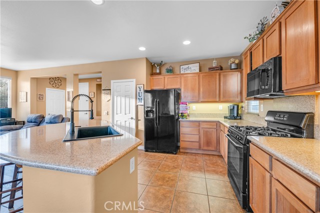 33513 Cedar Creek Lane, Lake Elsinore CA: https://media.crmls.org/medias/4b83ef3e-4924-4f9a-bef4-a70bfb047c0b.jpg