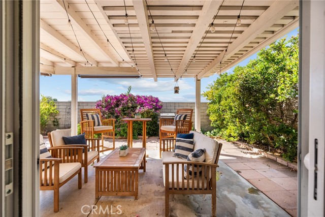 Detail Gallery Image 42 of 50 For 23121 Yvette Ln, Valencia,  CA 91355 - 3 Beds | 3 Baths