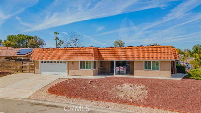Detail Gallery Image 1 of 29 For 23391 Gray Fox Dr, Canyon Lake,  CA 92587 - 3 Beds | 2 Baths