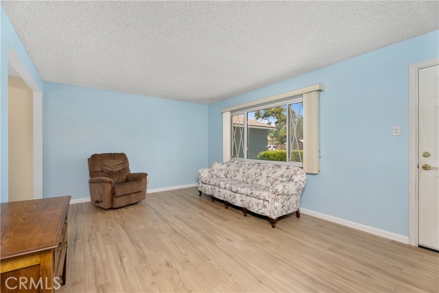 11747 Hollyview Drive, La Mirada CA: https://media.crmls.org/medias/4b85ba48-7009-475b-a4cf-b747d6709580.jpg