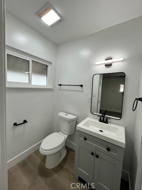 Detail Gallery Image 14 of 19 For 617 S Barclay Ave, Compton,  CA 90220 - 4 Beds | 2 Baths