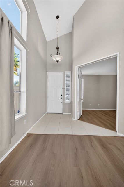 Detail Gallery Image 13 of 58 For 1937 Madera Cir, Corona,  CA 92879 - 4 Beds | 3 Baths