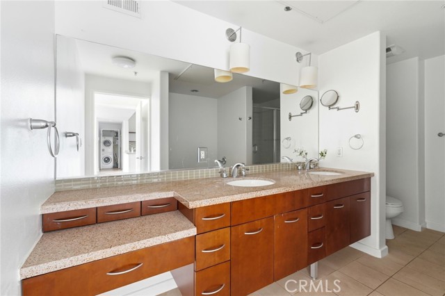Detail Gallery Image 15 of 24 For 250 N First St #336,  Burbank,  CA 91502 - 2 Beds | 2 Baths
