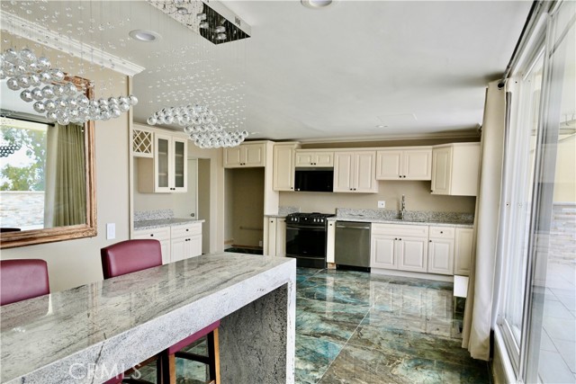 Detail Gallery Image 5 of 12 For 1530 N Coast, Laguna Beach,  CA 92651 - 1 Beds | 1 Baths