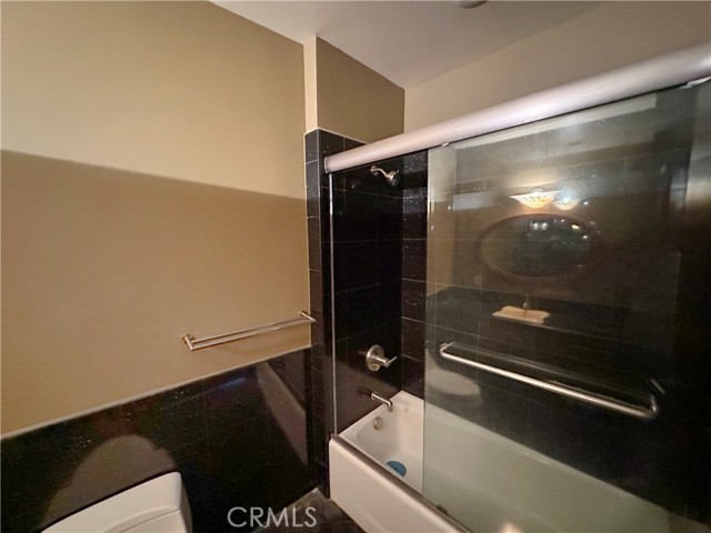 5077 Schumacher Road, Calabasas CA: https://media.crmls.org/medias/4b87a43e-7972-4a8a-83d0-9ae0cacf69e0.jpg