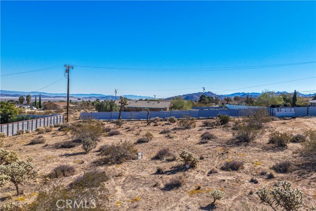 Detail Gallery Image 9 of 12 For 7199 Olympic Rd, Joshua Tree,  CA 92252 - – Beds | – Baths