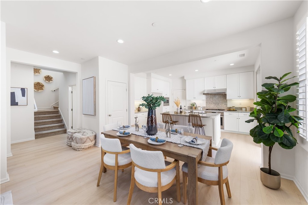 4b89e914 8beb 490a Bed2 2847aa4efd94