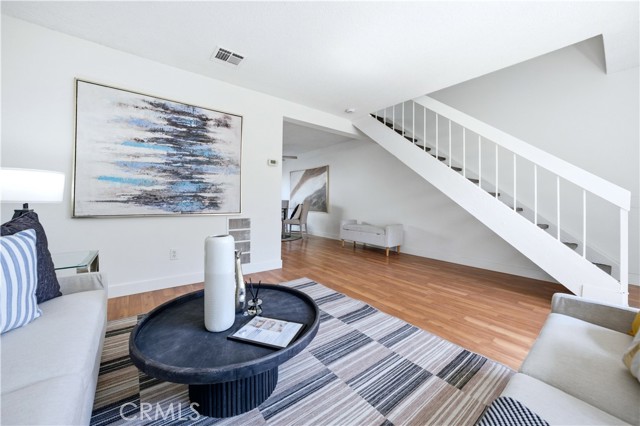 Detail Gallery Image 9 of 15 For 925 Cabrillo Dr #C,  Duarte,  CA 91010 - 2 Beds | 1/1 Baths