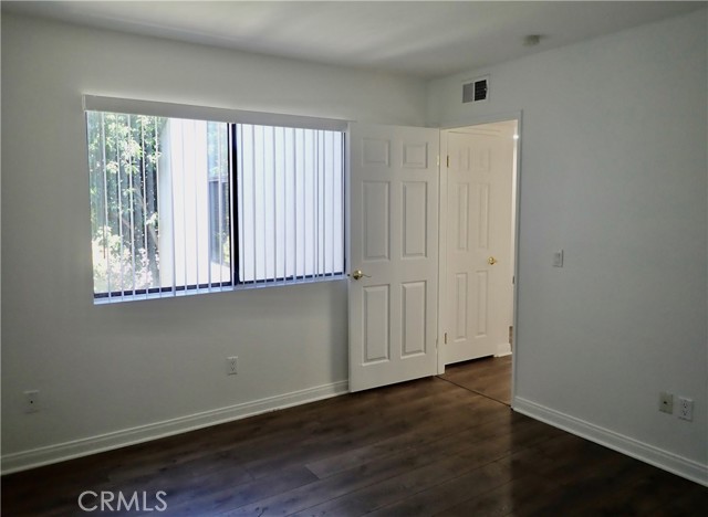 4275 Las Virgenes Road, Calabasas CA: https://media.crmls.org/medias/4b8ba113-ae18-4511-847d-972793cc15fa.jpg