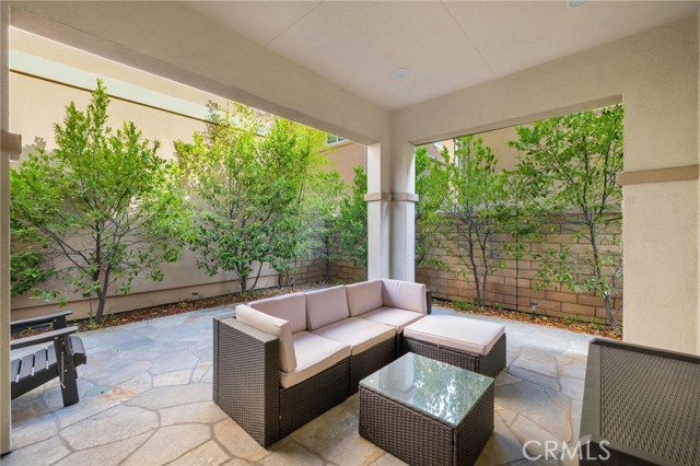 37 Castellana, Lake Forest CA: https://media.crmls.org/medias/4b8baea1-41b3-48e4-b380-a09519125a7b.jpg
