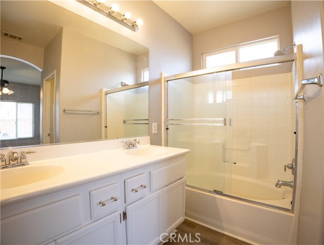 13366 Viejo Circle, Victorville CA: https://media.crmls.org/medias/4b8c4669-9966-4228-98df-875d950921bc.jpg
