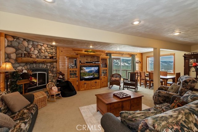 Detail Gallery Image 33 of 75 For 42545 Pegasus, Big Bear Lake,  CA 92315 - 5 Beds | 4 Baths