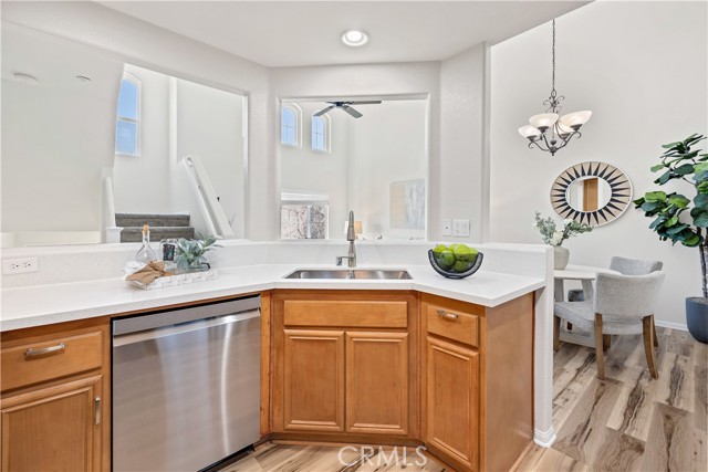 Detail Gallery Image 9 of 42 For 29049 Portland Ct, Temecula,  CA 92591 - 2 Beds | 2/1 Baths