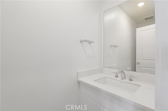 Detail Gallery Image 15 of 32 For 2571 Cloudview Privado, Ontario,  CA 91761 - 3 Beds | 2/1 Baths