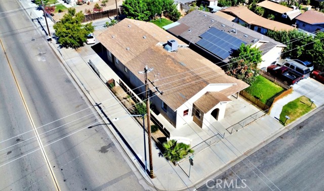 900 Sonora Street, Madera CA: https://media.crmls.org/medias/4b8d2632-6133-4fc3-9f03-3f592ece63ce.jpg