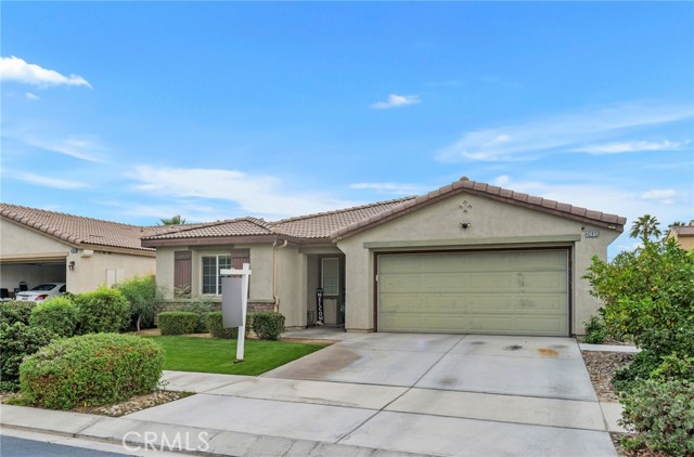 Detail Gallery Image 2 of 18 For 42813 Della Pl, Indio,  CA 92203 - 3 Beds | 2 Baths