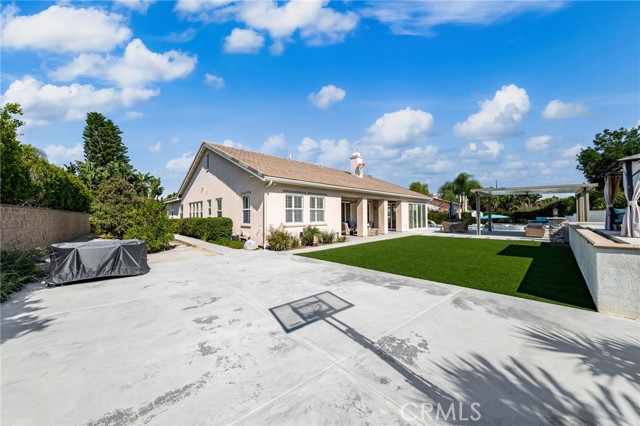 8067 Terraza Court, Riverside CA: https://media.crmls.org/medias/4b8ec242-445a-402f-88d7-9d5e39816ecd.jpg