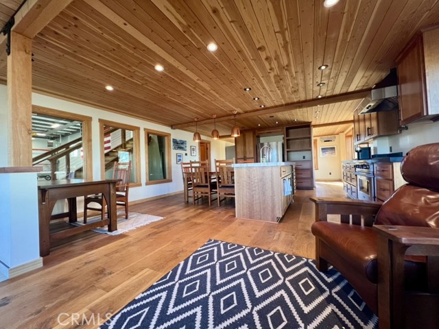 Image 3 of 28 For 20820 Elderberry Way