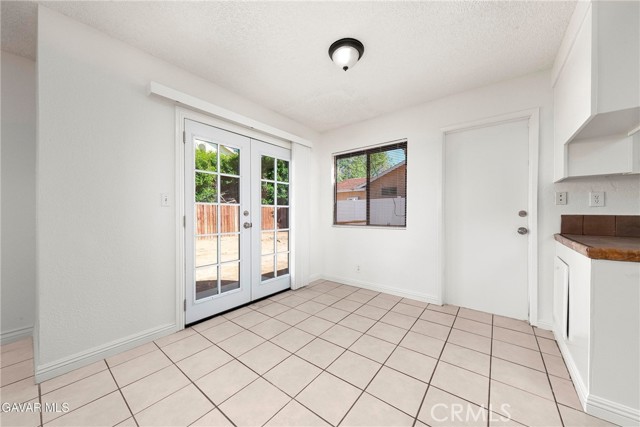 Detail Gallery Image 8 of 24 For 1822 Park Circle, Lancaster,  CA 93535 - 3 Beds | 3 Baths