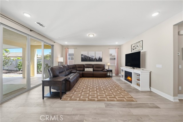 Detail Gallery Image 13 of 75 For 30658 Boxleaf Ln, Murrieta,  CA 92563 - 5 Beds | 3 Baths