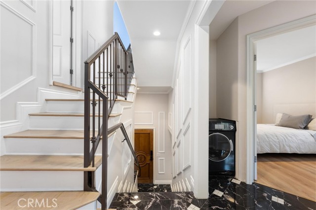 Image 46 of 62 For 2304 Hermosa Avenue