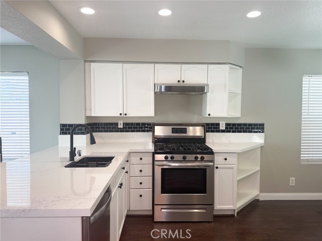 Detail Gallery Image 3 of 24 For 2458 Highland Pines, Pomona,  CA 91767 - 3 Beds | 3 Baths