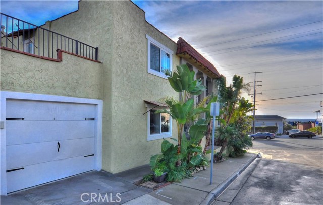 802 19th Street, Hermosa Beach, California 90254, ,Residential Income,Sold,19th,SB17005769