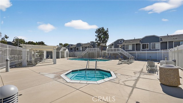 Detail Gallery Image 34 of 42 For 30 Remington, Irvine,  CA 92620 - 2 Beds | 2 Baths