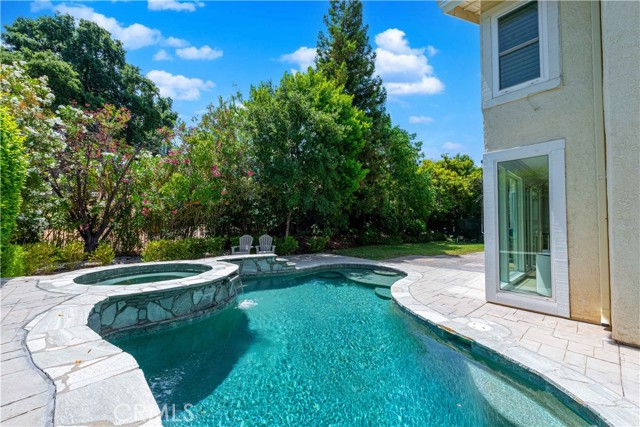 3514 Three Springs Drive, Westlake Village CA: https://media.crmls.org/medias/4b92cdcb-e6d8-4aa7-9640-2f5accf03d59.jpg