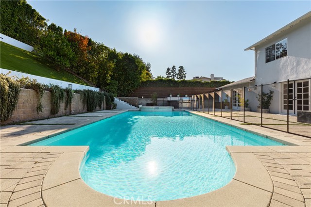 Detail Gallery Image 47 of 53 For 3156 Dona Emilia Dr, Studio City,  CA 91604 - 5 Beds | 3 Baths