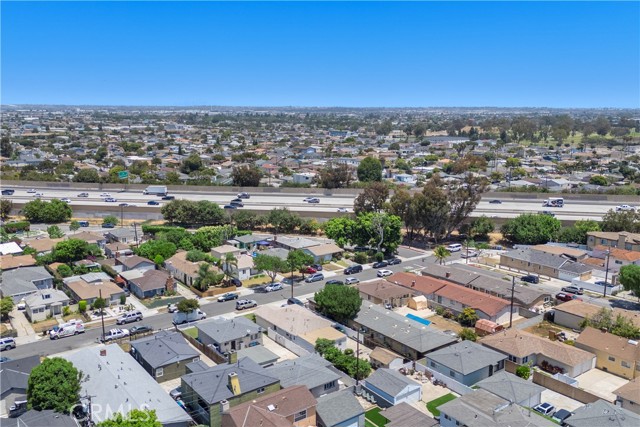 4220 W 165th Street, Lawndale CA: https://media.crmls.org/medias/4b93e021-9391-4af3-8fd9-81b8d963d447.jpg