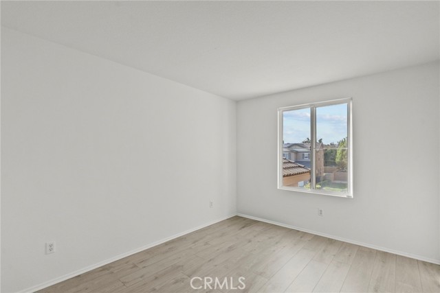 19316 Sidani Lane, Saugus CA: https://media.crmls.org/medias/4b942585-8f2c-41c9-9484-c43b83107c51.jpg